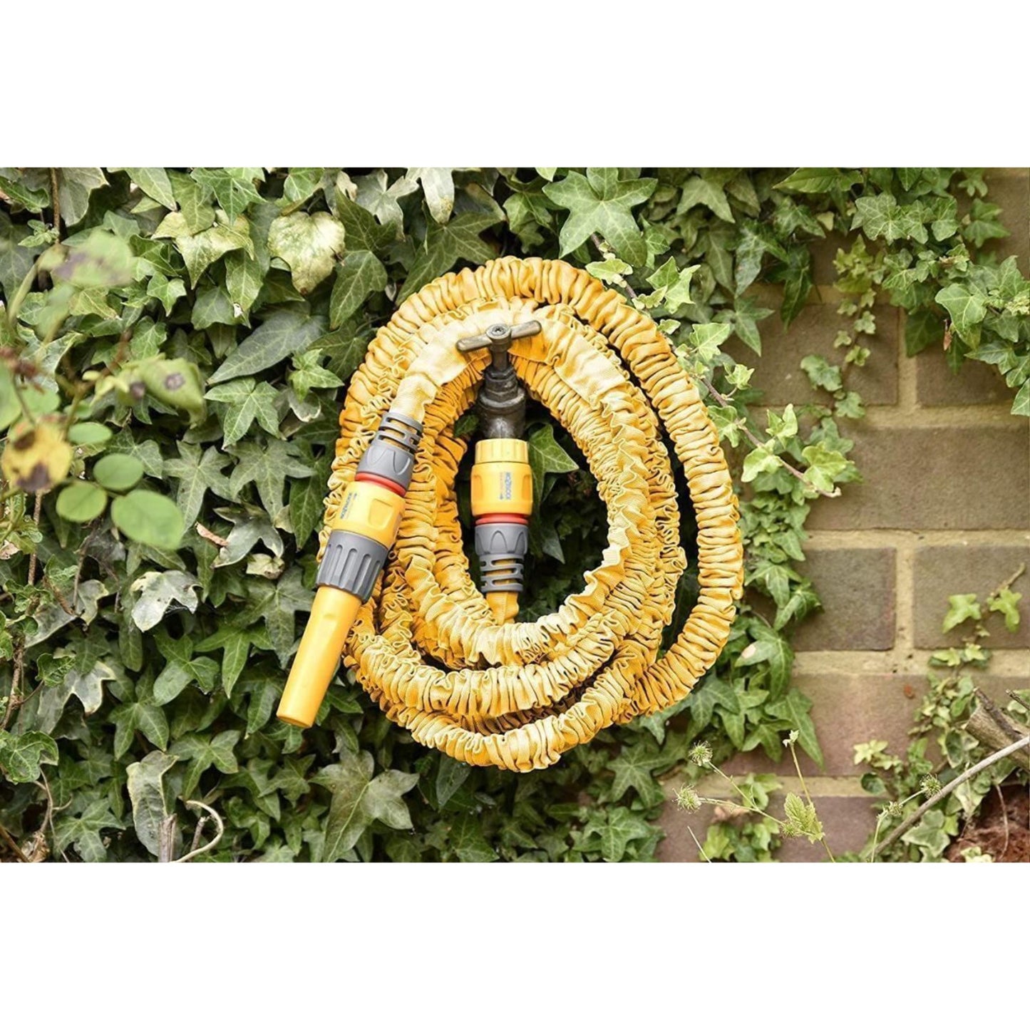 Hozelock 7.5m Superhoze Expandable Anti Kink Hose with Connectors and Jet Nozzle