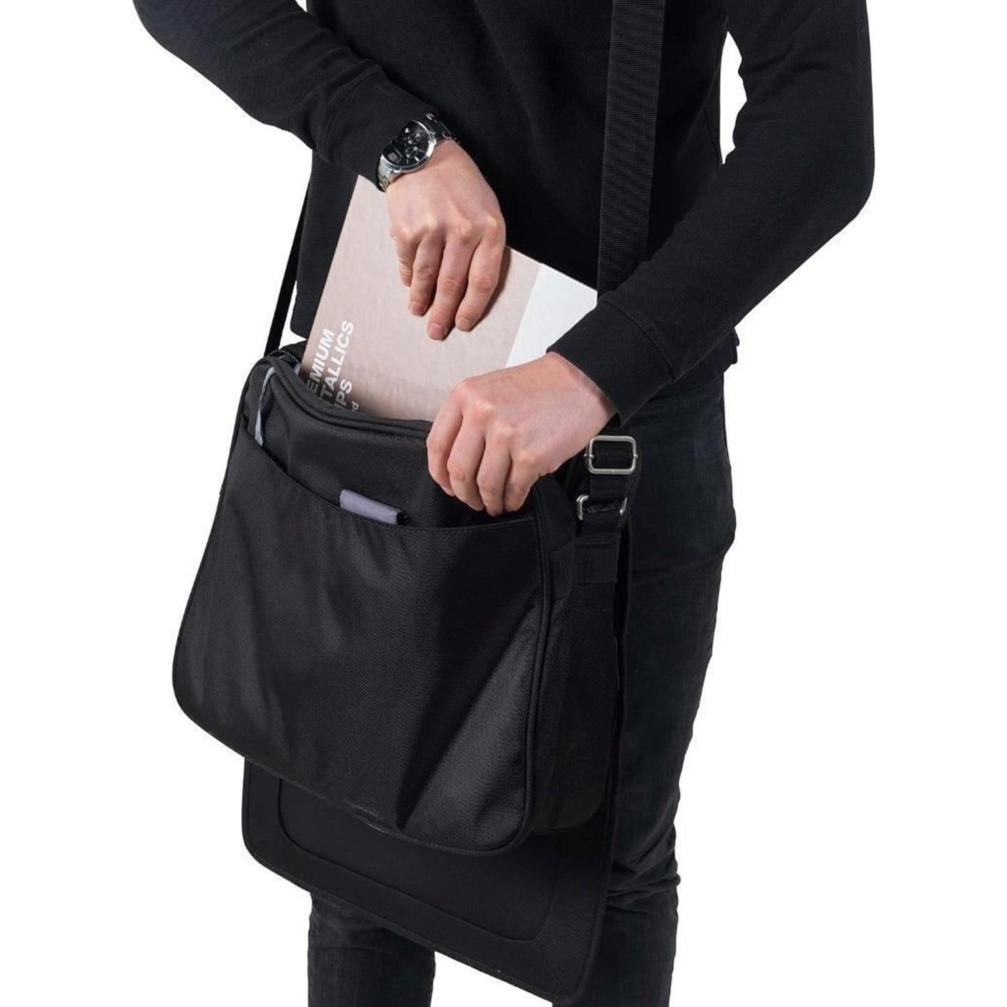 Wenger 16 inch Business Messenger Bag with Shoulder Strap Padded Laptop Pocket