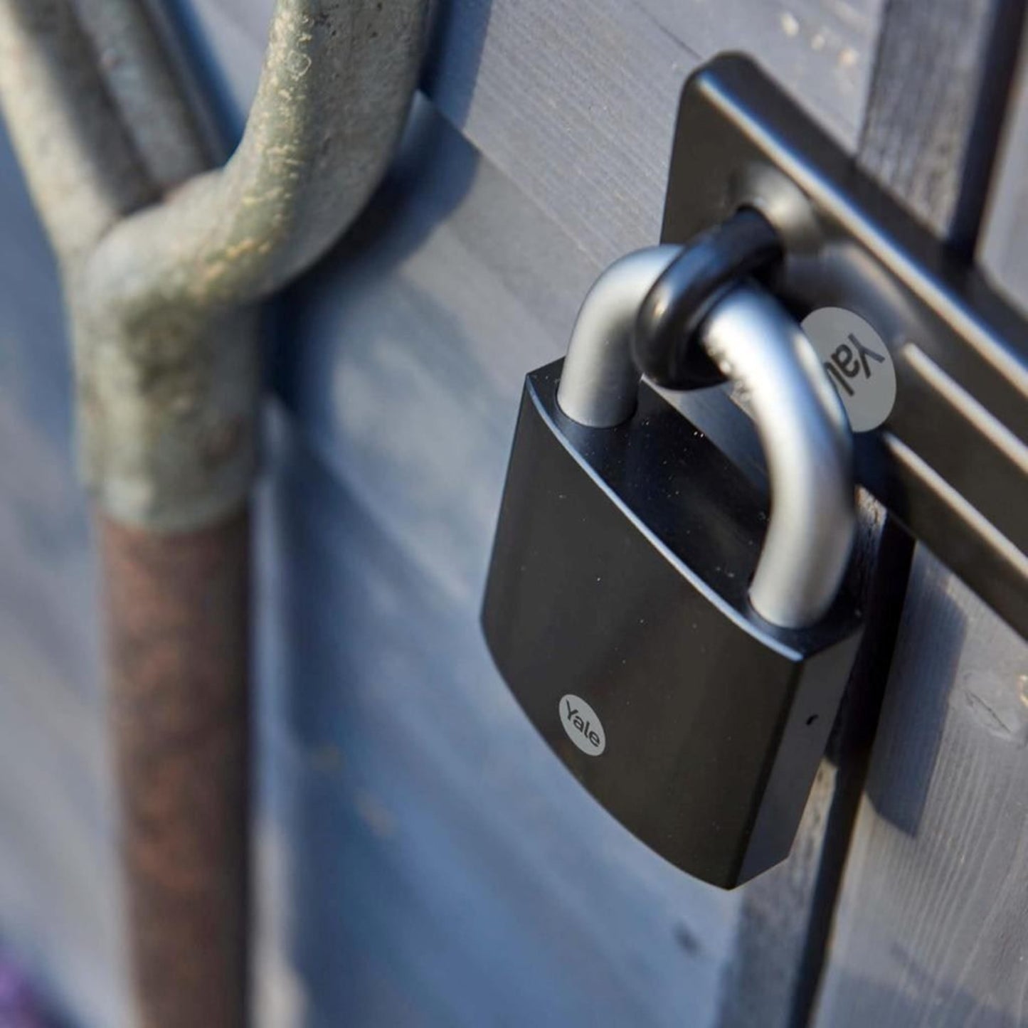 Yale Maximum Security 62mm Hardened Steel Padlock Open Boron Shackle 3 Keys