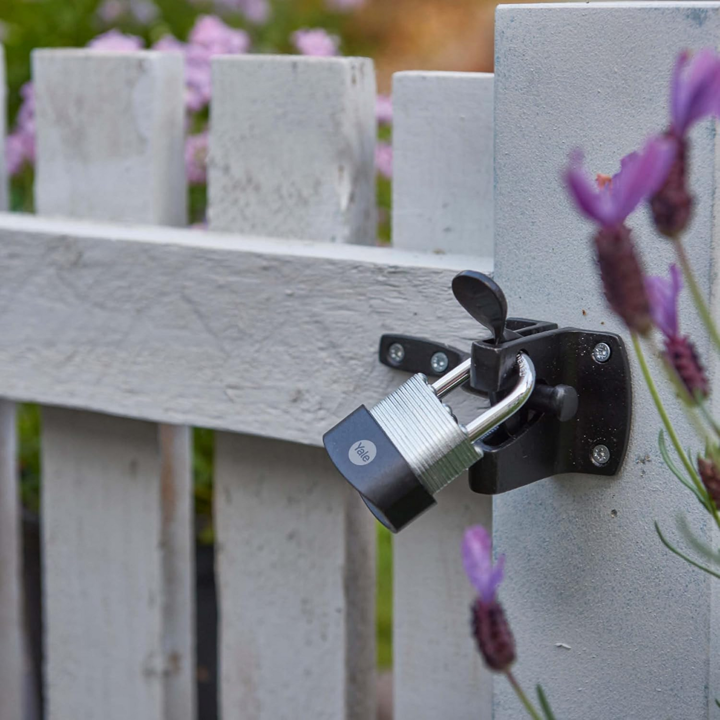 Yale High Security Heavy Duty 40mm Laminated Steel Padlock Open Hardened Shackle