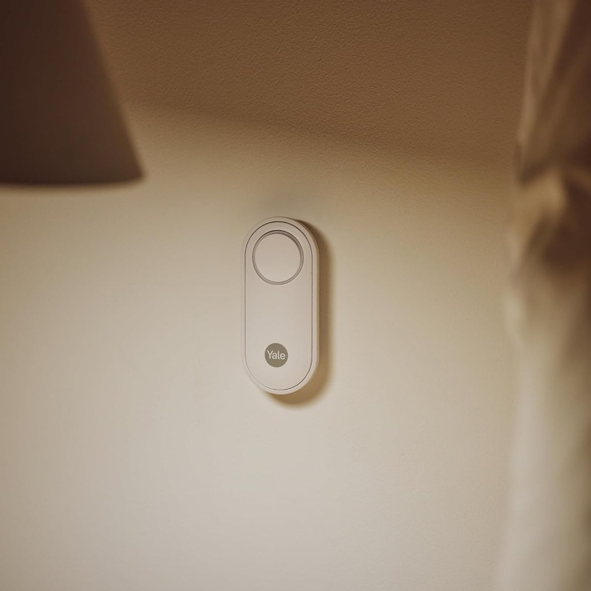 Yale Smart Alarm Button White Panic Button Doorbell Wireless 1km Range AL-PB-1AW