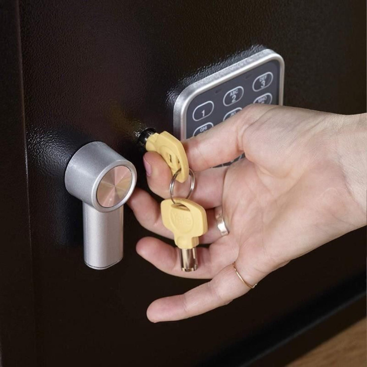 Yale Alarmed Safe 130db Built in Alarm Override Key Fixings 16 Litre 25x35x25cm