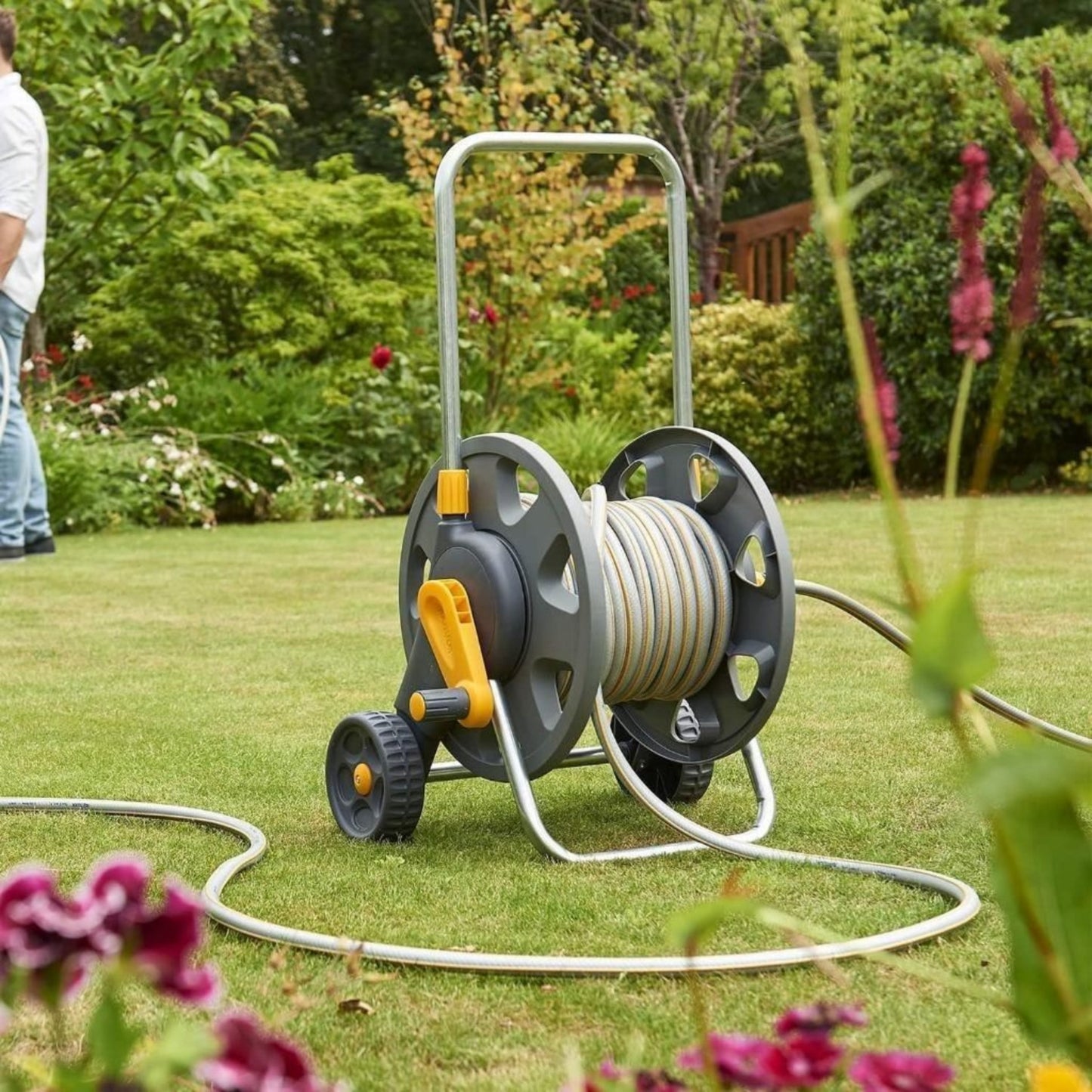 Hozelock 45m Hose Cart with 20m Hose & Connector Fitting Starter Pack