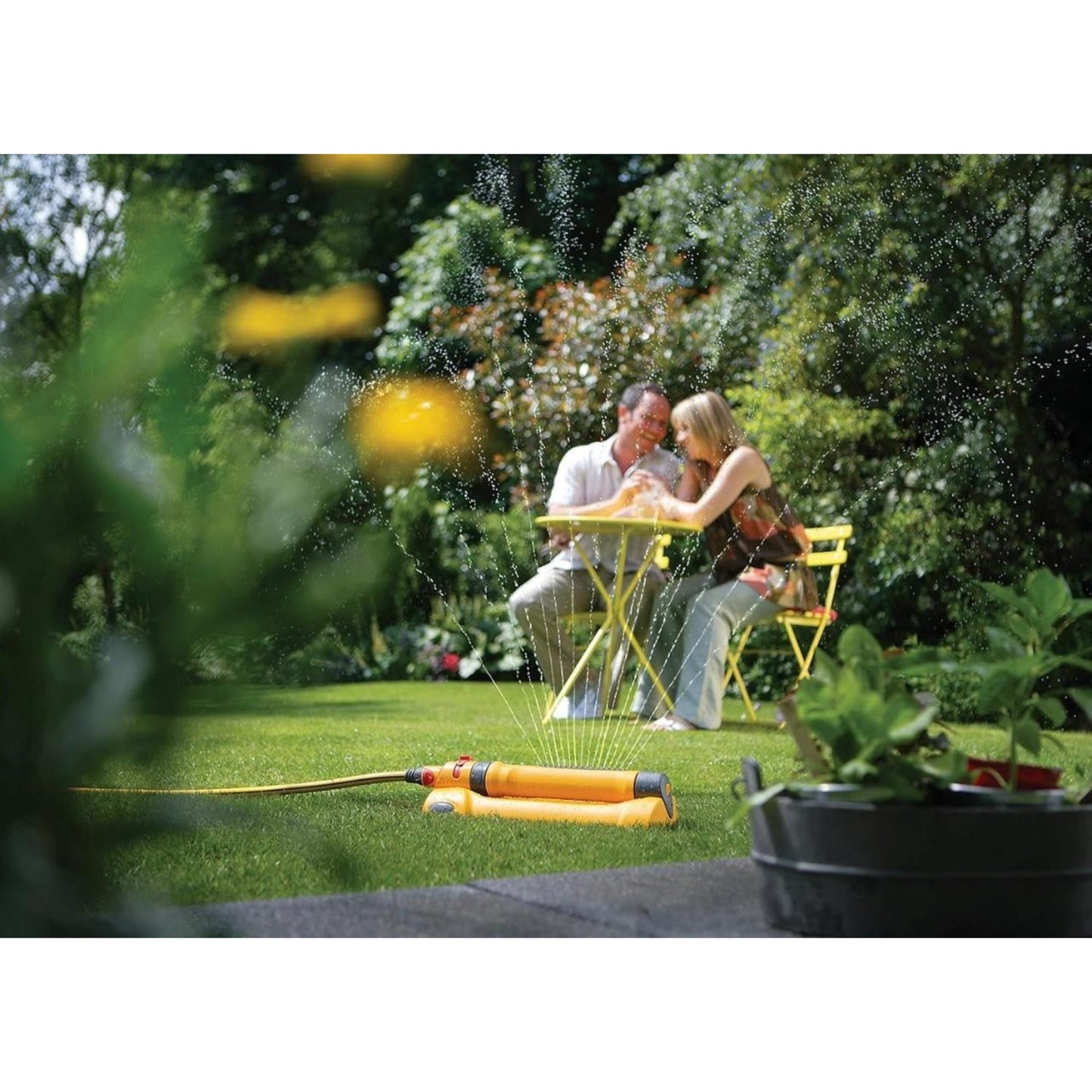 HOZELOCK Rectangular Oscillating Sprinkler Pro 200 m Adjustable Oscillation Zone