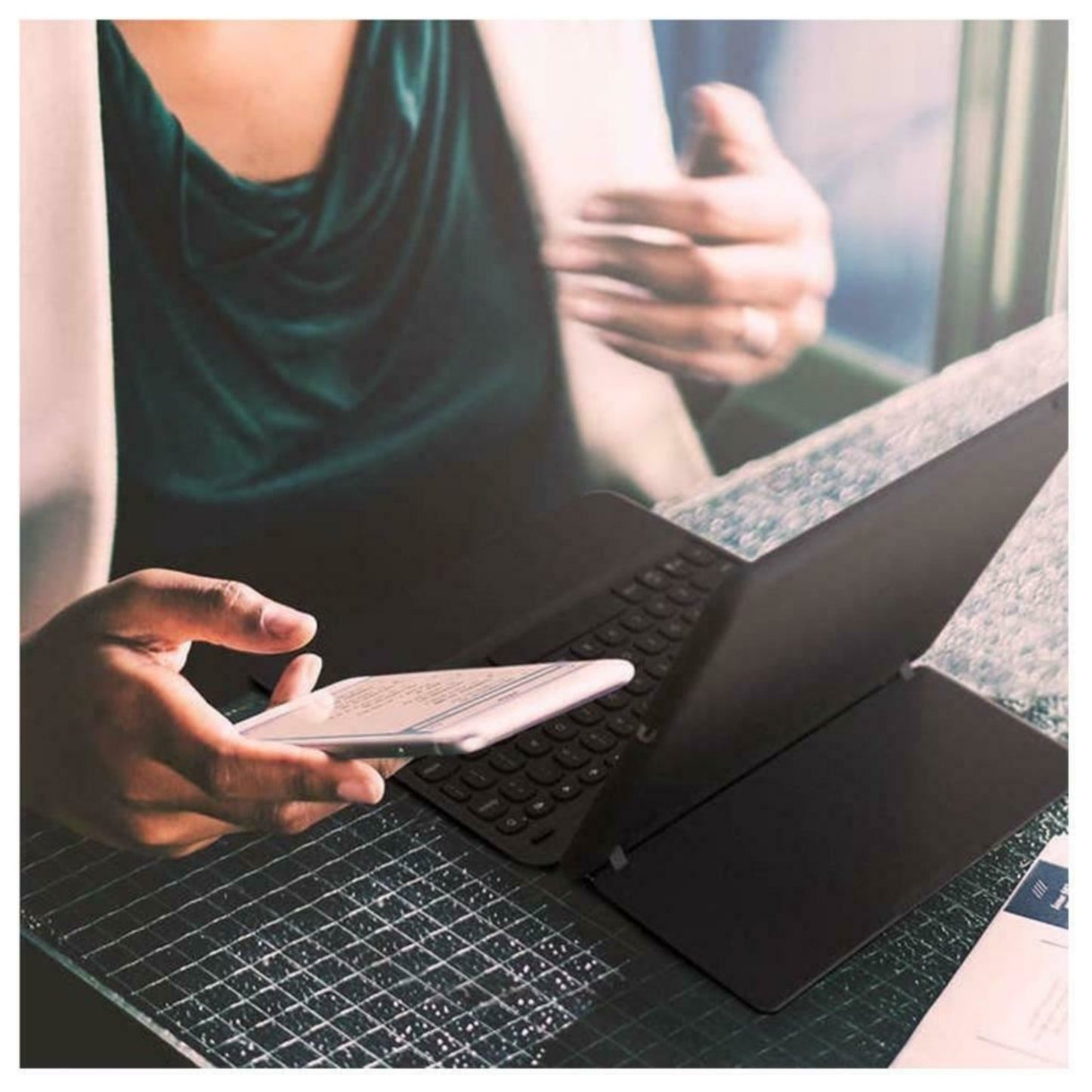 ZAGG Slim Book Go Keyboard & Detachable Case 9.7-inch iPad 5th & 6th GEN QWERTY