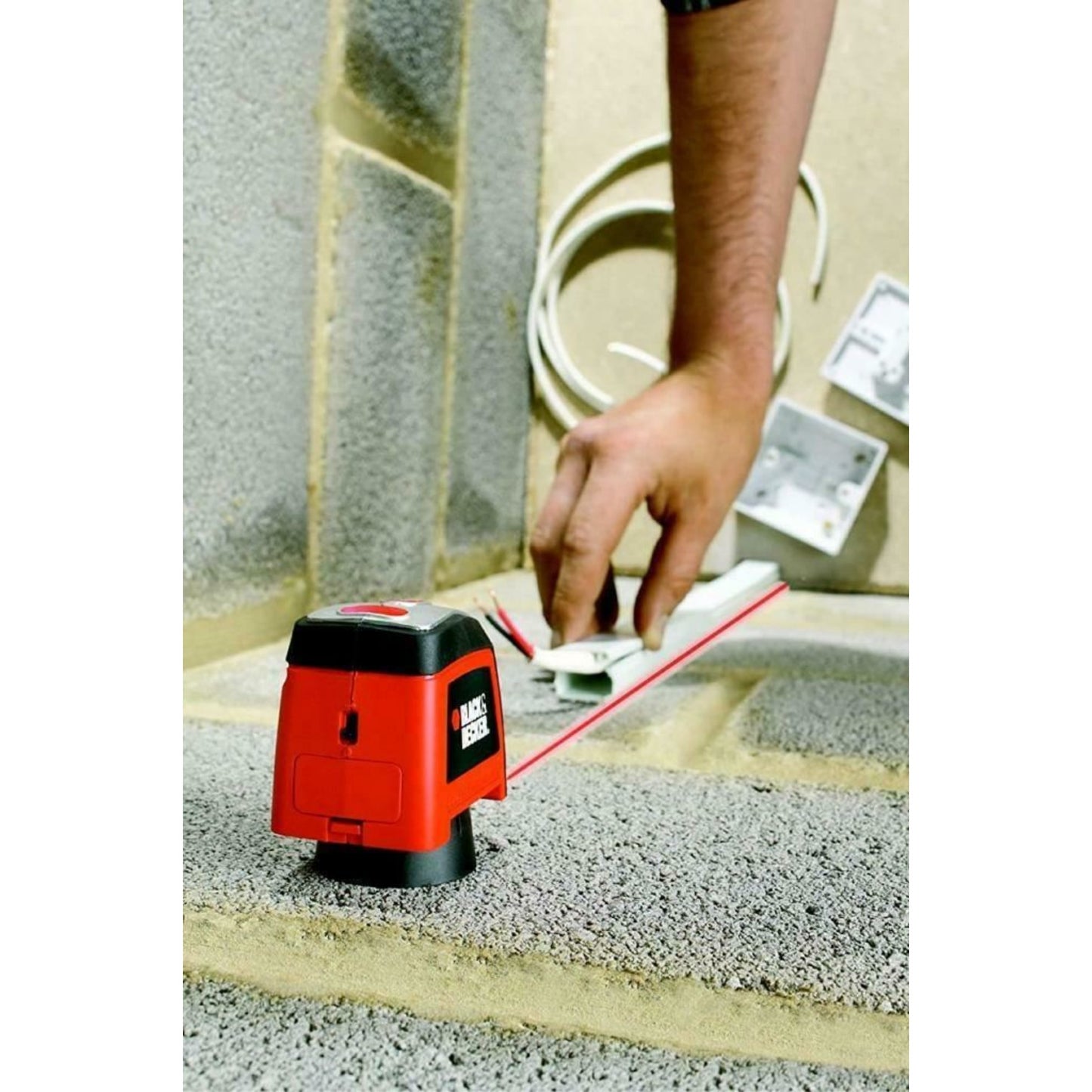 Black & Decker Manual Laser Level Plus Storage Bag 360 Degrees Rotate - BDL120