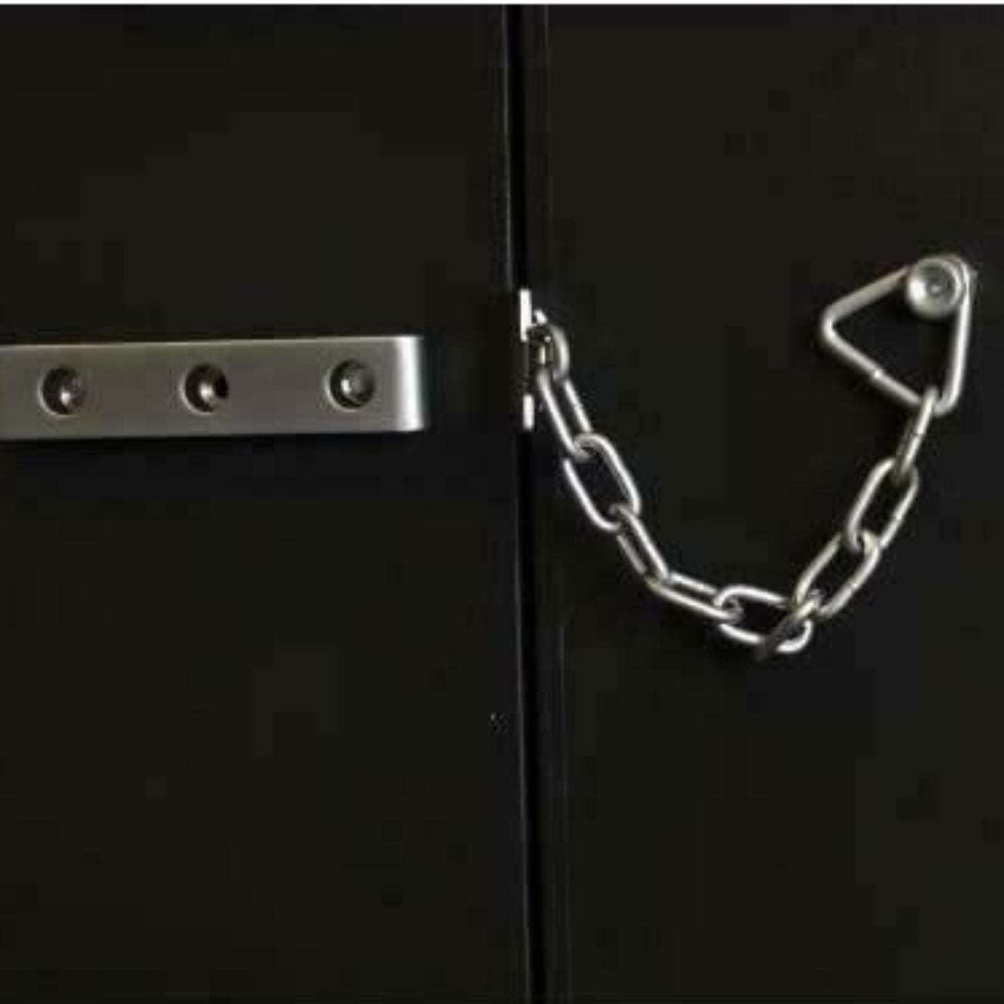 Yale Door Chain Polished Brass Finish Standard Security Suitable for Wooden Door