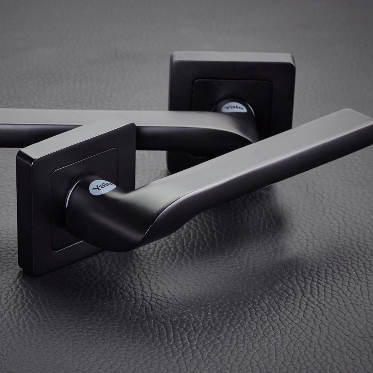 Yale Black Door Handle Bathroom Door Handles Lock/Unlock Thumbturn Metal Siena
